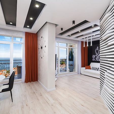אודסה Vip Apartments In Arcadia With Sea View. מראה חיצוני תמונה
