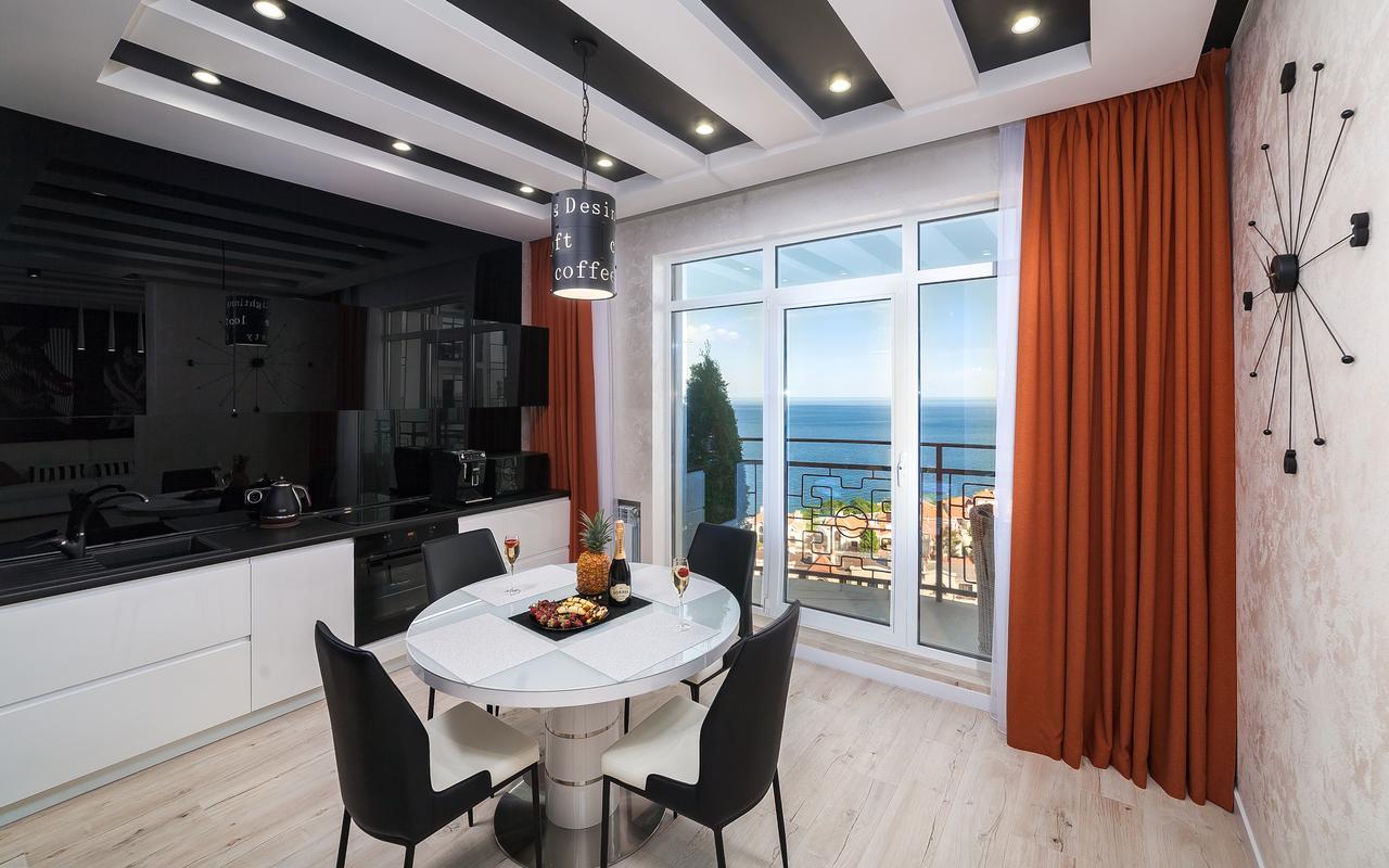 אודסה Vip Apartments In Arcadia With Sea View. מראה חיצוני תמונה